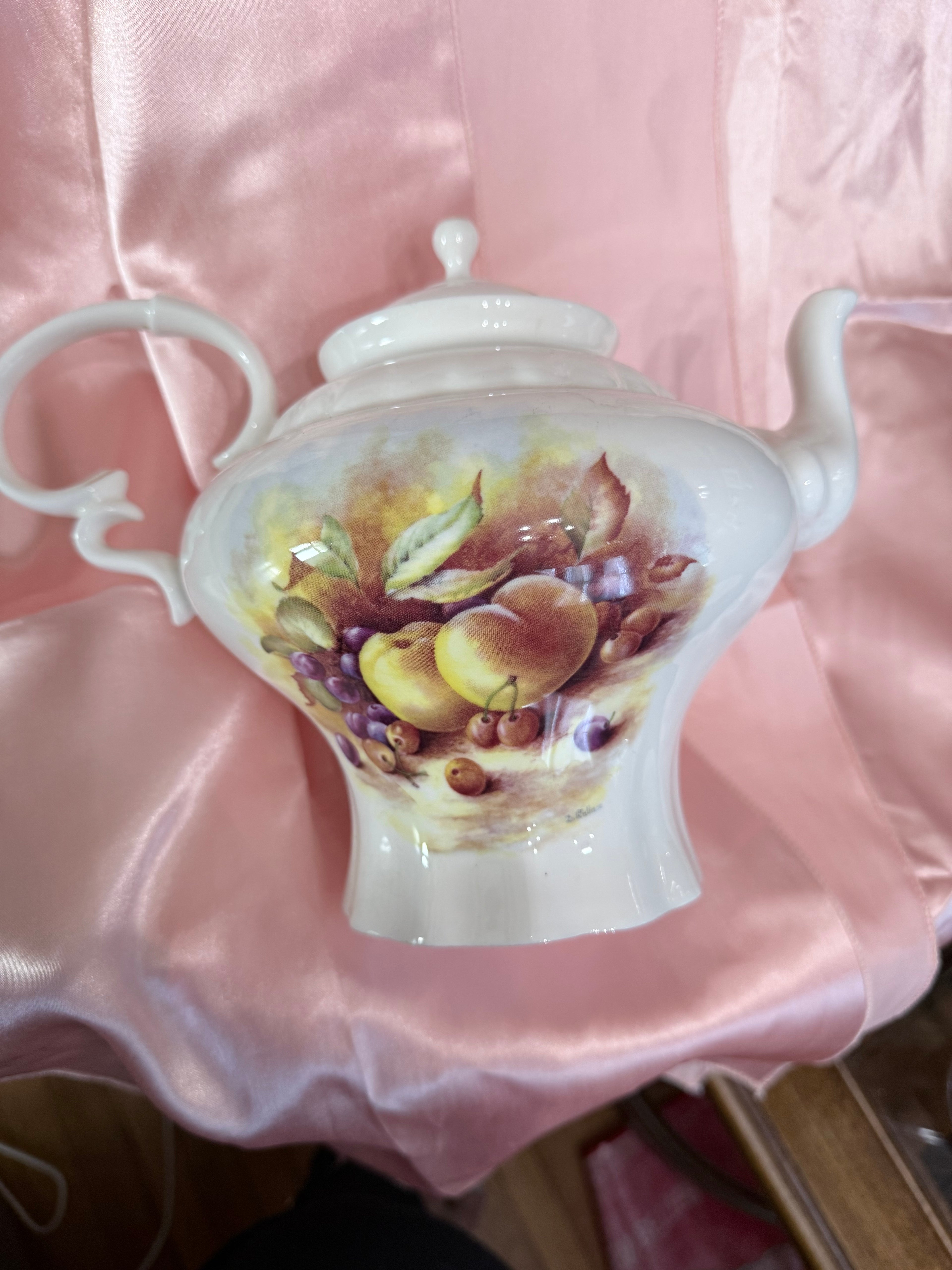 Royale Garden Bone China Tea Pot