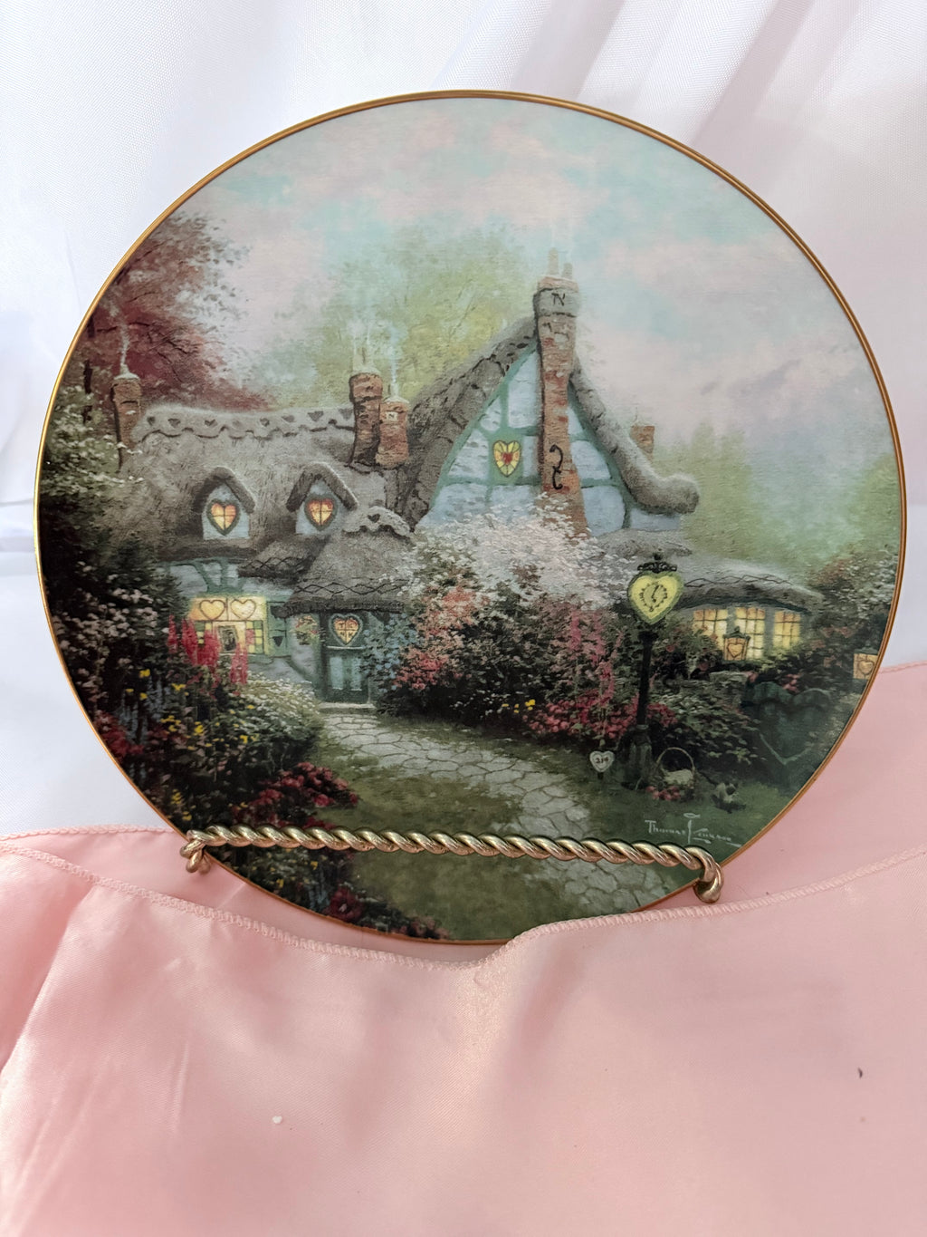 SWEATHEART COTTAGE collector plate THOMAS KINKADE Enchanted Cottages (Copy)