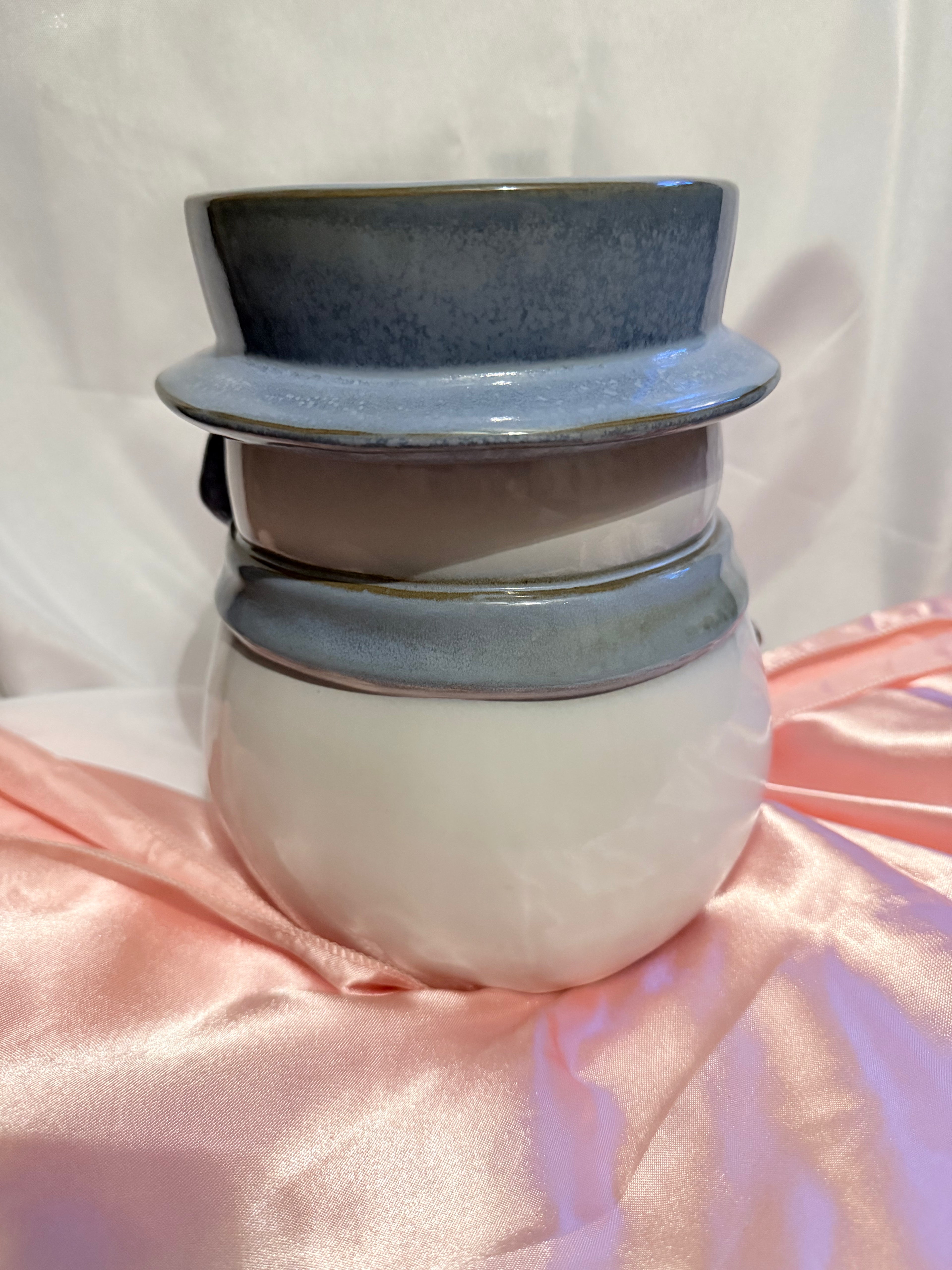 Vintage Ceramic Snowman Lidded Decorative Storage Jar Canister Glossy White Blue